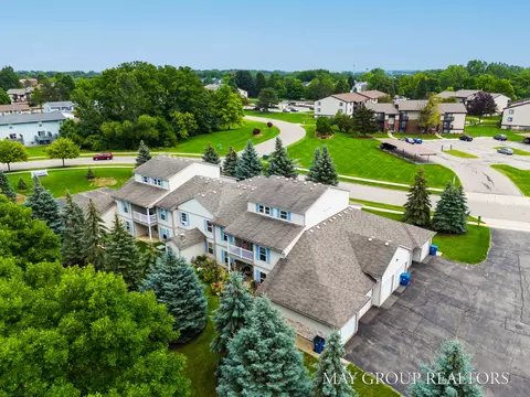 2031 Rowland Ave SE #6, Grand Rapids, MI 49546
