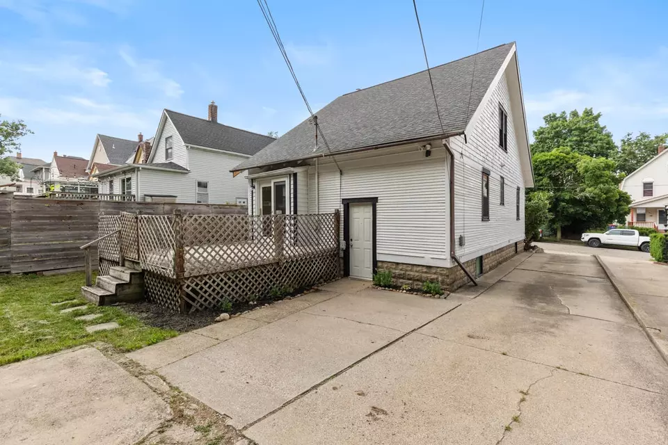  636 Innes St NE, Grand Rapids, MI 49503 photo 14