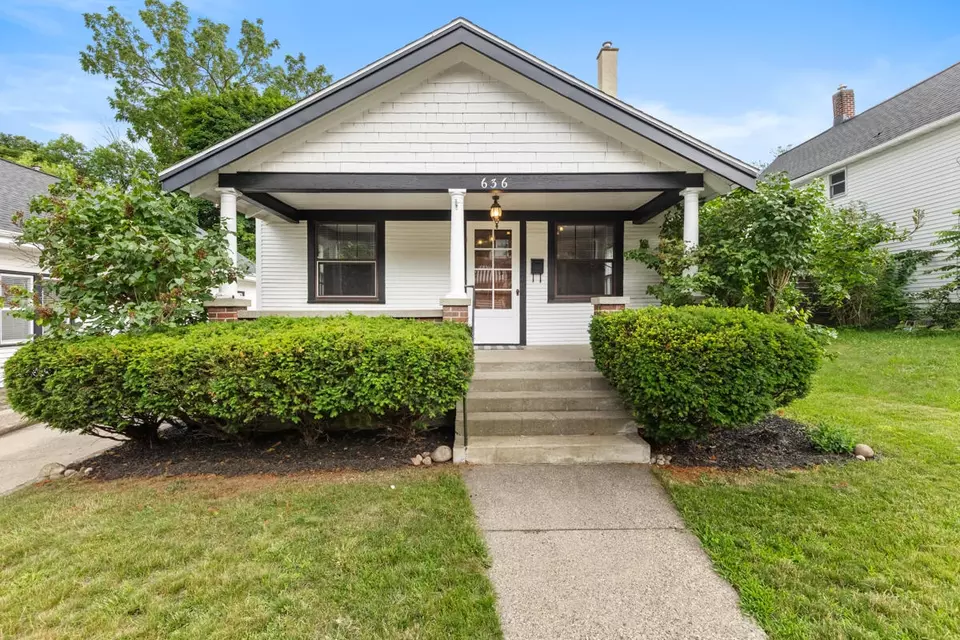  636 Innes St NE, Grand Rapids, MI 49503 photo 1