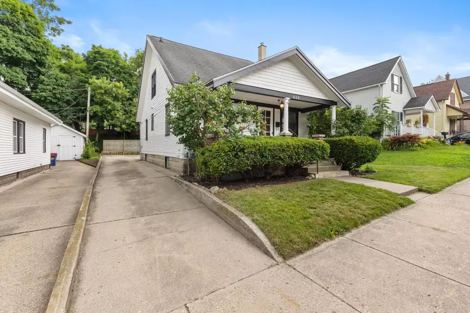  636 Innes St NE, Grand Rapids, MI 49503 photo 19