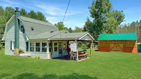 5661 W 48 Rd, Cadillac, MI 49601