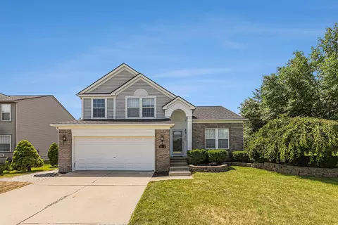 7012 Hampton Dr, Ypsilanti, MI 48197