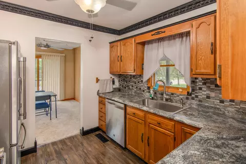 814 E Buck St, Three Rivers, MI 49093 photo 8