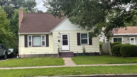 2913 Park St, Muskegon Heights, MI 49444