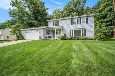 488 Montague Dr, Portage, MI 49024