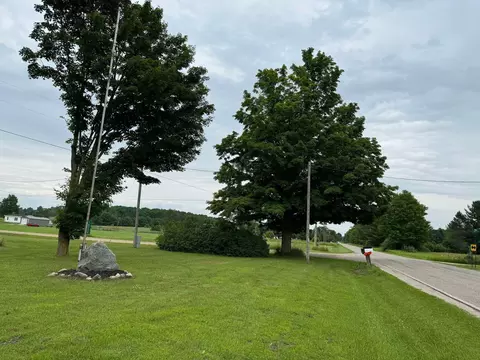 16524 Schofield Rd, Hersey, MI 49639 photo 2