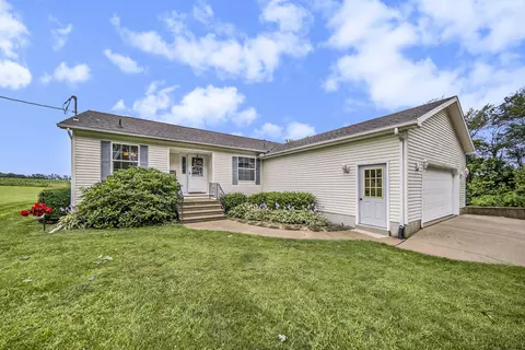 10691 Hanover Rd, Hanover, MI 49241