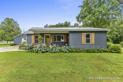 310 E Fargo St, Sheridan, MI 48884