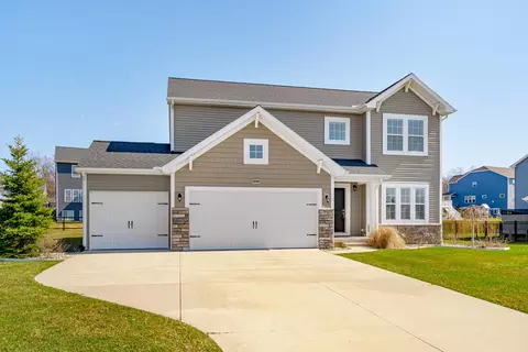 8866 Pictured Rock Dr, Byron Center, MI 49315