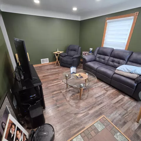 3452 Smith St, Dearborn, MI 48124 photo 5