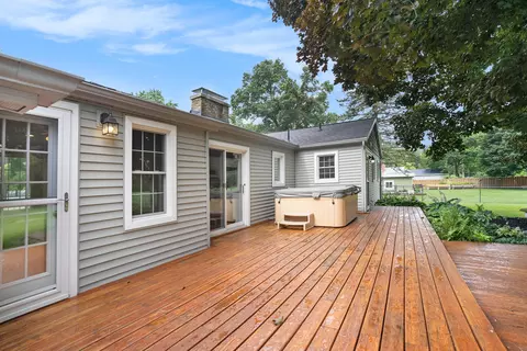 2410 Wallace Dr, Jackson, MI 49203 photo 21