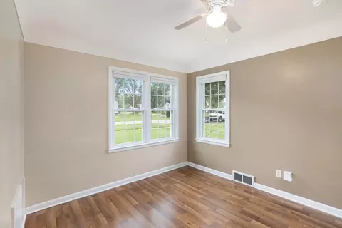 2410 Wallace Dr, Jackson, MI 49203 photo 10