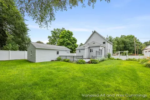722 Morton Ave, Belding, MI 48809 photo 35