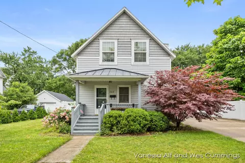 722 Morton Ave, Belding, MI 48809