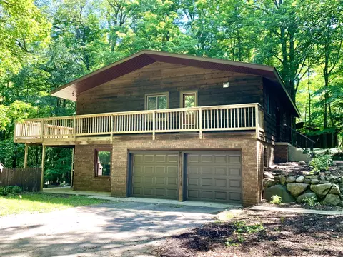 2912 Parkview Ave, Kalamazoo, MI 49008