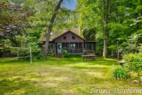 5321 Nadeau Dr, Pullman, MI 49450