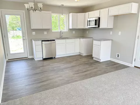 704 E Ganson St, Jackson, MI 49201 photo 9