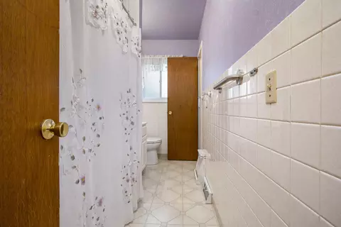 338 N 28th St, Springfield, MI 49037 photo 19