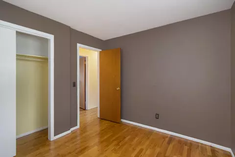 338 N 28th St, Springfield, MI 49037 photo 14