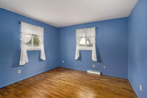 338 N 28th St, Springfield, MI 49037 photo 15