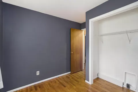 338 N 28th St, Springfield, MI 49037 photo 18