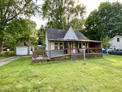 2710 Filer City Rd, Manistee, MI 49660