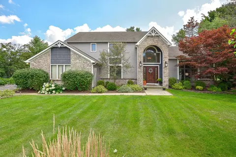 3077 Textile Rd, Saline, MI 48176