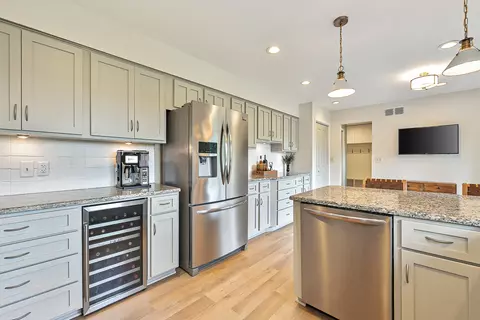 3077 Textile Rd, Saline, MI 48176 photo 9