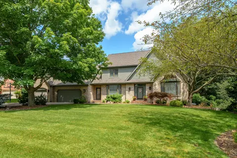 5085 Golden Eye Dr, Portage, MI 49024