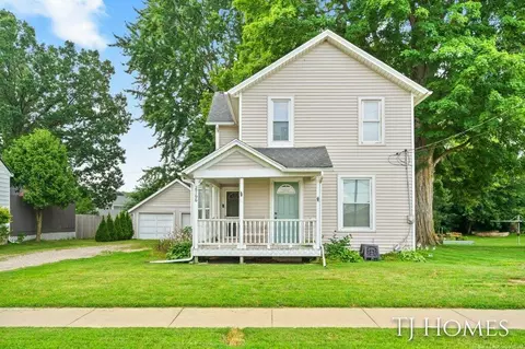 2766 84th St SW, Byron Center, MI 49315