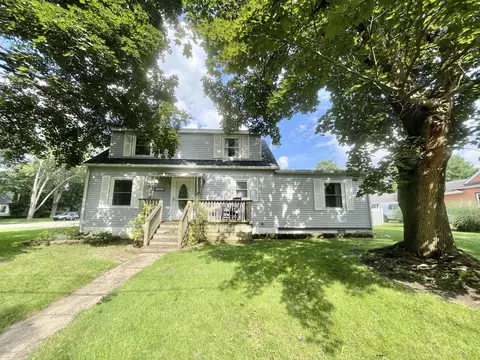 2403 Midday St, Jackson, MI 49203