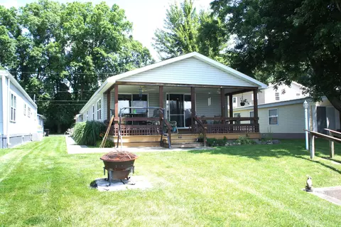 567 Sassafras Dr, Coldwater, MI 49036