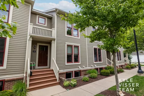 925 Blodgett St SE, Grand Rapids, MI 49506