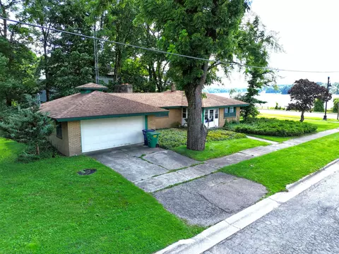 104 Water St, Cassopolis, MI 49031 photo 2