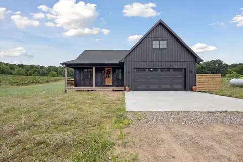 62409 26th St, Mattawan, MI 49071