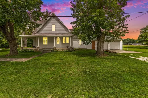 327 S Main St, Hersey, MI 49639