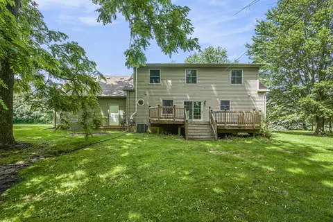 9825 Arnold Dr, Dexter, MI 48130 photo 3
