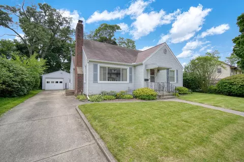 1209 Burr St, Jackson, MI 49201 photo 3