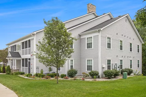 4519 Inverness St #48, Dexter, MI 48130