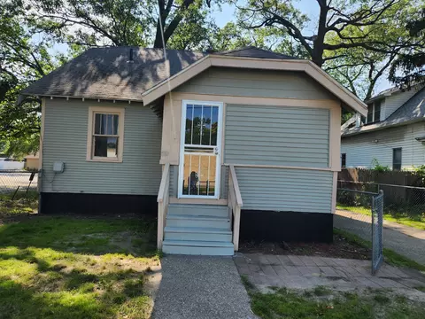 1761 Terrace St, Muskegon, MI 49442