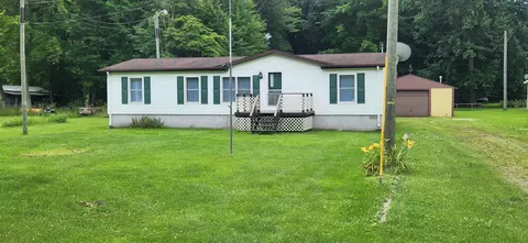 8764 48th Ave, Watervliet, MI 49098