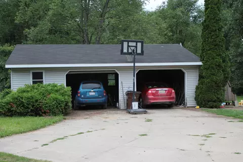 11717 N Backus Rd, Lakeview, MI 48850 photo 2