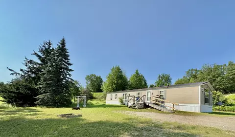 6822 E 16 Mile Rd, Reed City, MI 49677