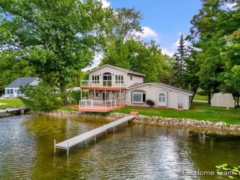 6400 Cutler Rd, Lakeview, MI 48850