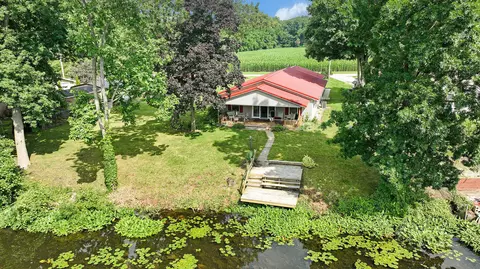 66867 Winding River Rd, Constantine, MI 49042