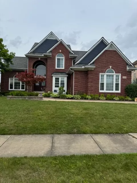 45588 S South Lake Dr, Novi, MI 48377