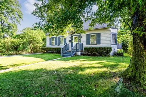 115 N Barker St, New Buffalo, MI 49117