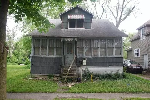 1334 N Rose St, Kalamazoo, MI 49007