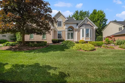 16932 Abby Cir, Northville, MI 48168