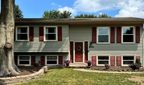 9028 Gregory Ln, Plymouth, MI 48170